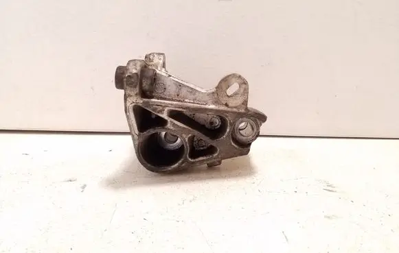 Suzuki Grand Vitara II other engine part 8200193773