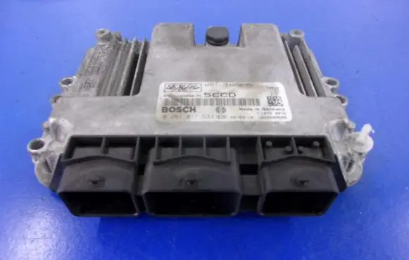 Ford Focus C-MAX Engine control unit/module ECU 4M51-12A650-PD