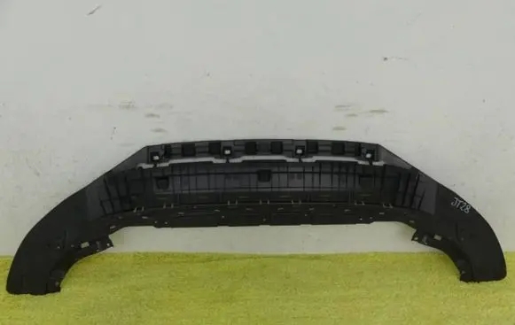 Audi Q8 Front bumper lip 16418727171