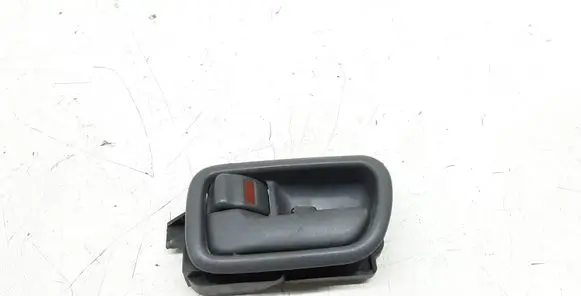 Toyota Avensis T220 Rear door interior handle