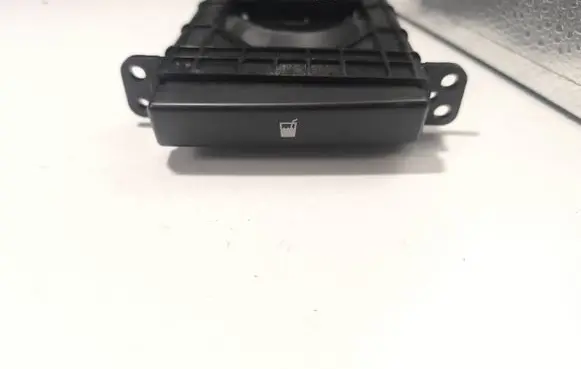 Toyota Avensis T250 Cup holder MT3509