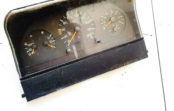 Mercedes-Benz Sprinter W901 W902 W903 W904 Speedometer (instrument cluster) mb0005421201