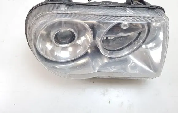 Chrysler 300 - 300C Headlight/headlamp