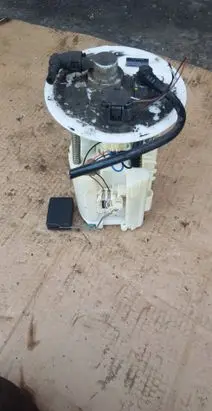 Toyota Prius (XW20) In-tank fuel pump 7702047040 1019618990