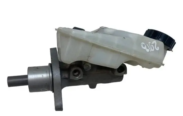 Brake fluid reservoir