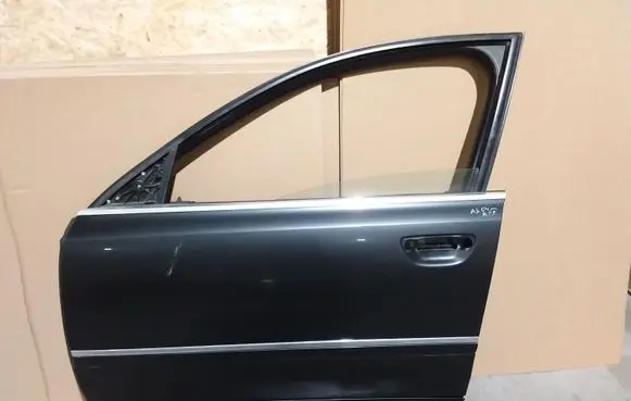 Audi A8 S8 D3 4E Front door
