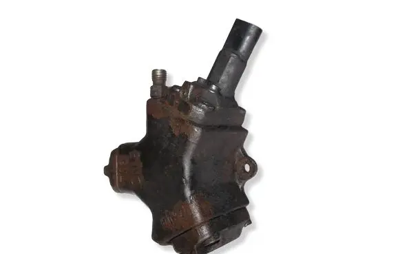 Mercedes-Benz Sprinter W901 W902 W903 W904 Mechanical fuel pump 6110700701