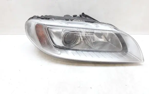 Volvo V70 Headlight/headlamp 31420014