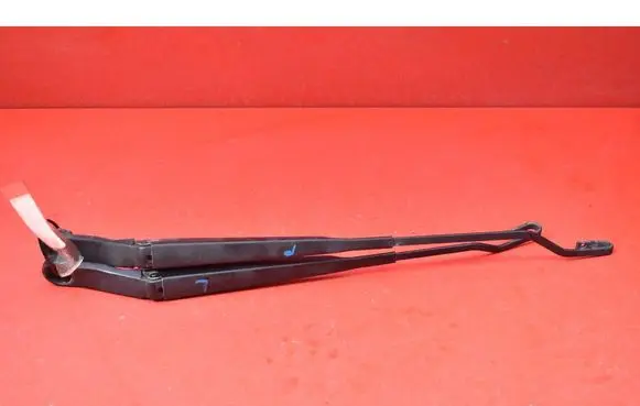 Nissan Micra Front wiper blade arm 80008647