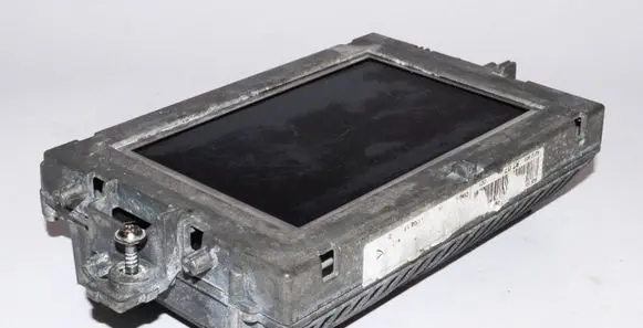 Mercedes-Benz E C207 W207 Screen/display/small screen A2129008707 033260 A2C53410076