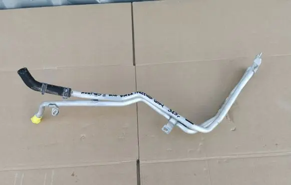 Audi Q5 SQ5 Engine coolant pipe/hose 80A122109AQ
