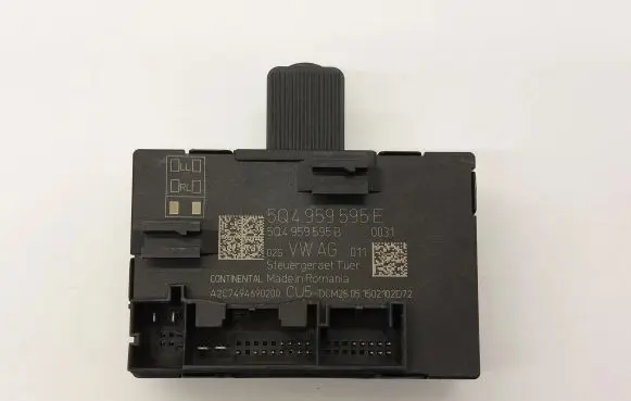 Volkswagen PASSAT B8 Door control unit/module 5Q4959595E 5Q4959595B