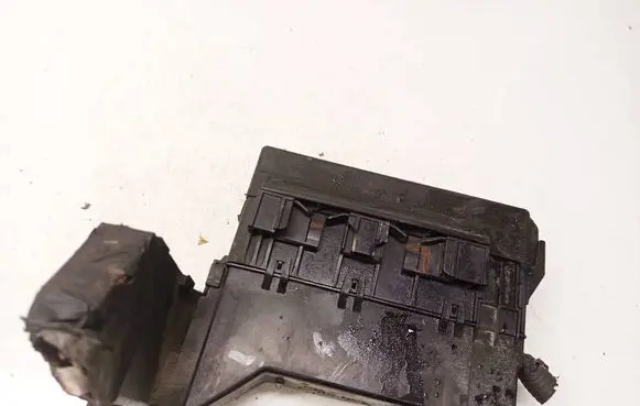 Nissan X-Trail T30 Fuse box set 71543266