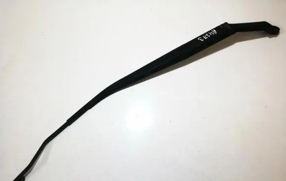 KIA Sportage Front wiper blade arm