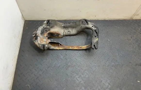 BMW X5 E70 Gearbox mounting bracket 6791859