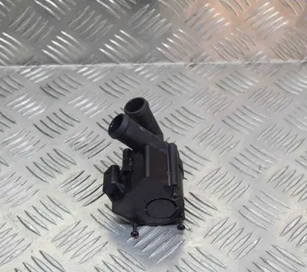 Volvo XC90 Electric auxiliary coolant/water pump 518705030