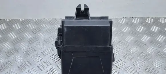 Nissan Micra K14 Fuse module 284B75RF0A