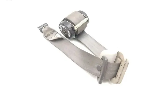 Toyota Hilux (AN10, AN20, AN30) Rear seatbelt 48474-DG-B