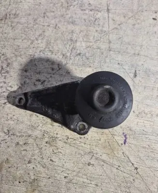 Audi A6 S6 C5 4B Engine mounting bracket 8D0199343