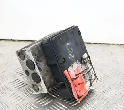 Mercedes-Benz C W203 ABS Pump