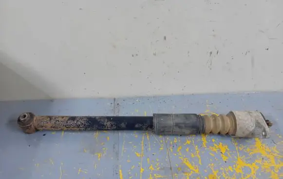 Volkswagen PASSAT B5.5 Rear shock absorber/damper