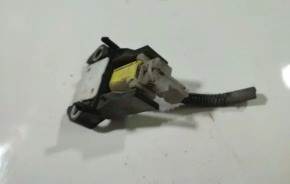 Toyota Yaris Airbag deployment crash/impact sensor 891730D020 89173-0D020