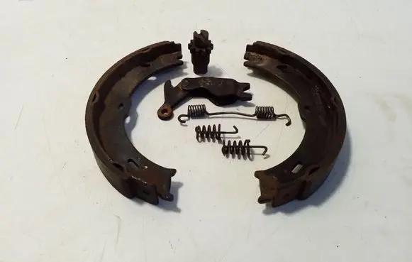 Volkswagen Crafter Handbrake/parking brake pads 