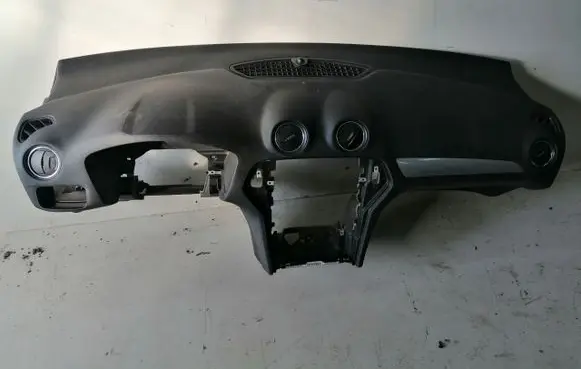 Ford Mondeo MK IV Dashboard 