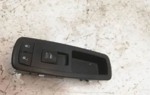 Jeep Grand Cherokee Electric window control switch 68030822AC 10011146