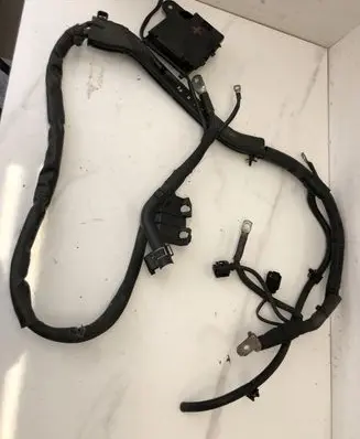 Audi A5 Sportback 8TA Positive cable (battery)