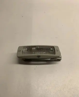 Volkswagen Jetta VII Front seat light 3B0867600