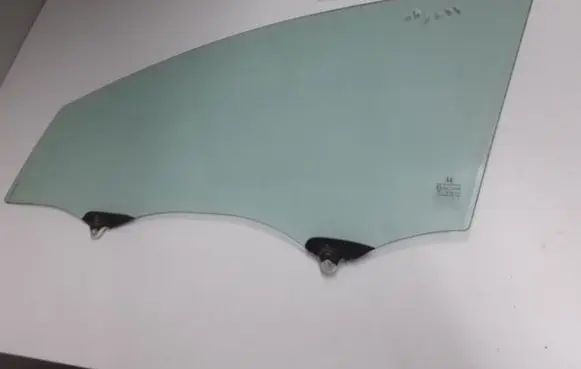 Honda CR-V Front door window glass four-door 73350SWYE00