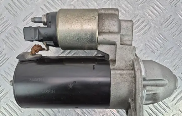 BMW 5 F10 F11 Starter motor 0001138058