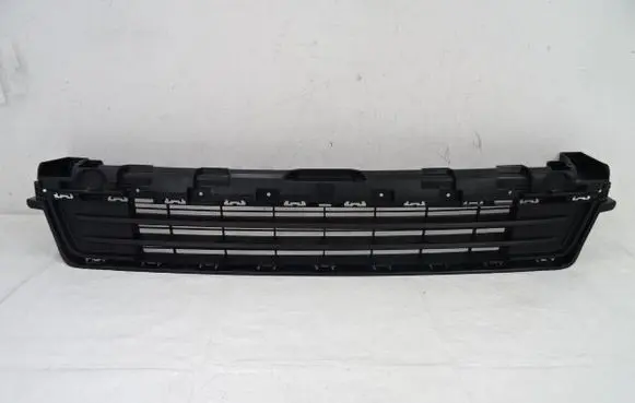 Peugeot Traveller Front bumper lower grill 9849389780