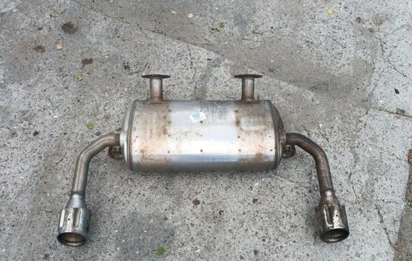 Infiniti Q50 Rear muffler/silencer tail pipe 
