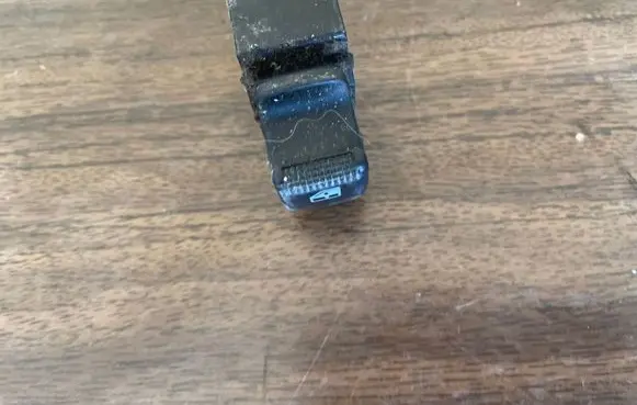 KIA Sorento Quarter vent window switch 030415