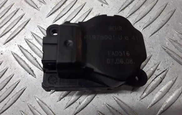 Citroen C5 A/C air flow flap actuator/motor EAD516P1975001U