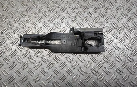 Nissan Qashqai Front door exterior handle/bracket 80611 21133