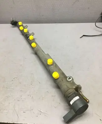 BMW X5 E53 Fuel main line pipe 7788679 0445016739