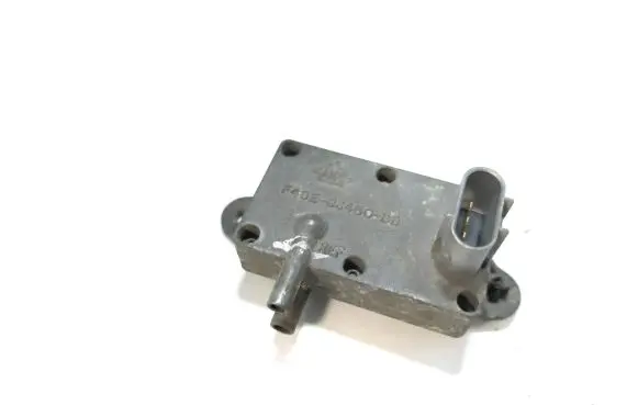 Ford Mondeo MK II Air pressure sensor F48E9J460BB