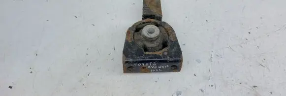 Toyota Avensis T250 Engine mount bracket