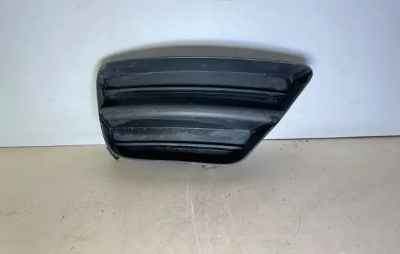 Ford Focus Front bumper lower grill 2M5119952ADW 2M5119952AD 2M5119952A