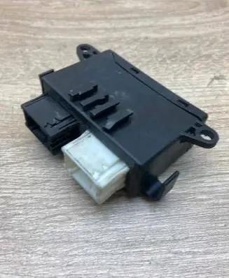 BMW 3 E46 Door control unit/module 6913364 05021805