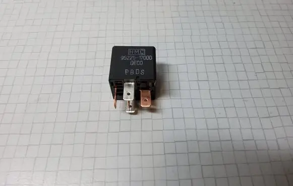 KIA Sorento Other relay 9522517000