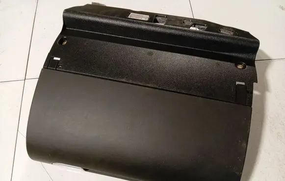 Audi A3 S3 8P Glove box 8P1857035