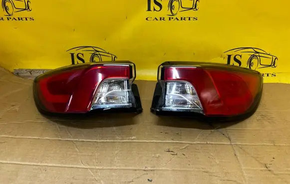 Ford Kuga III Rear/tail lights LV4B13405BF LV4B13404BF