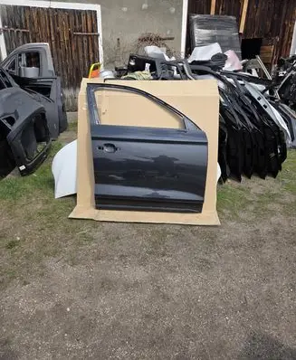 Audi Q5 SQ5 FY Front door 80A831124