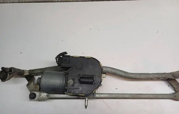 Audi A3 S3 8P Front wiper linkage and motor 8P1955119B 0390241783 8P1955023E