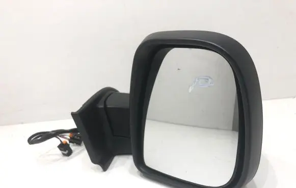 Front door electric wing mirror