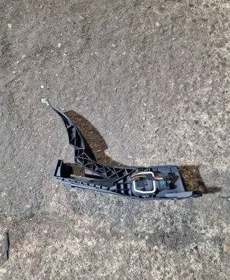 Mercedes-Benz ML W164 Accelerator throttle pedal A1643000004